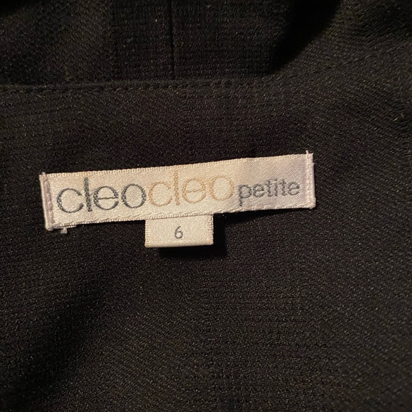 Cleo petite size 6 short sleeve blazer - Picture 9 of 9